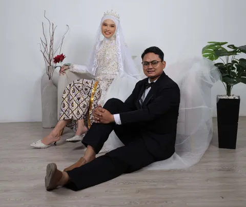Foto sampul undangan Tefa & Nisrina
